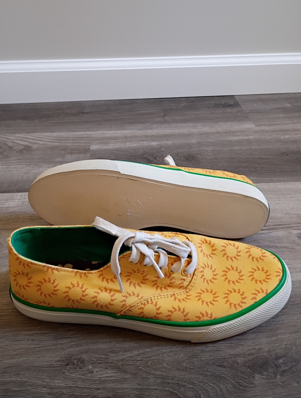 Sperry Mens Top Sider Yellow Green Sun All Over‎ Print Sneaker Shoes Size 8.5